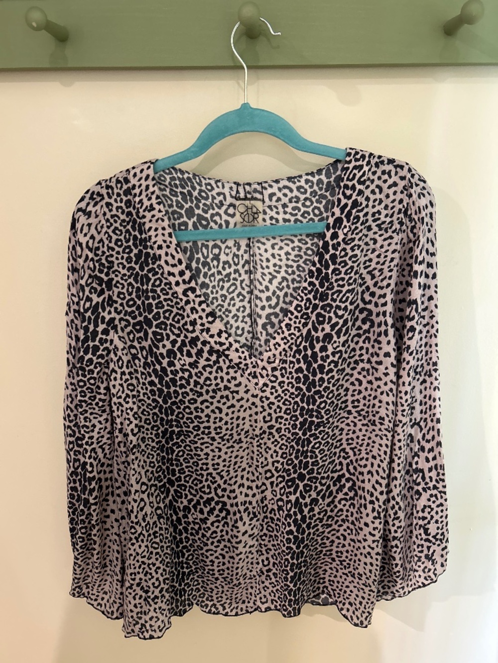 Chaser Leopard Top - Picture 1 of 6
